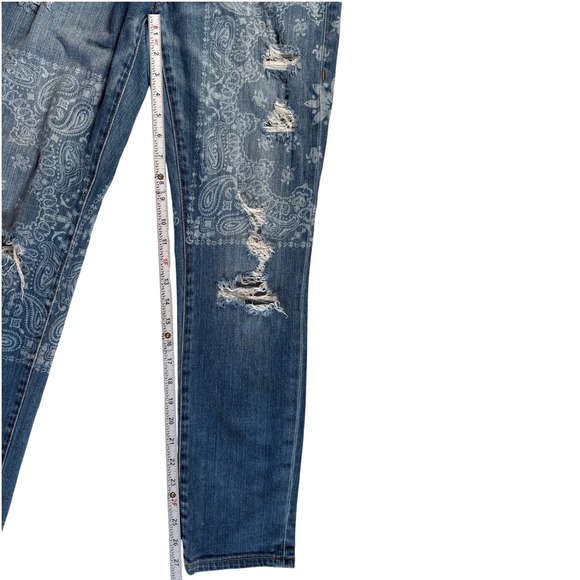 Distressed Boyfriend Jeans Bandana Patch True Religion Cameron Slim Women's 26 - Picture 16 of 16